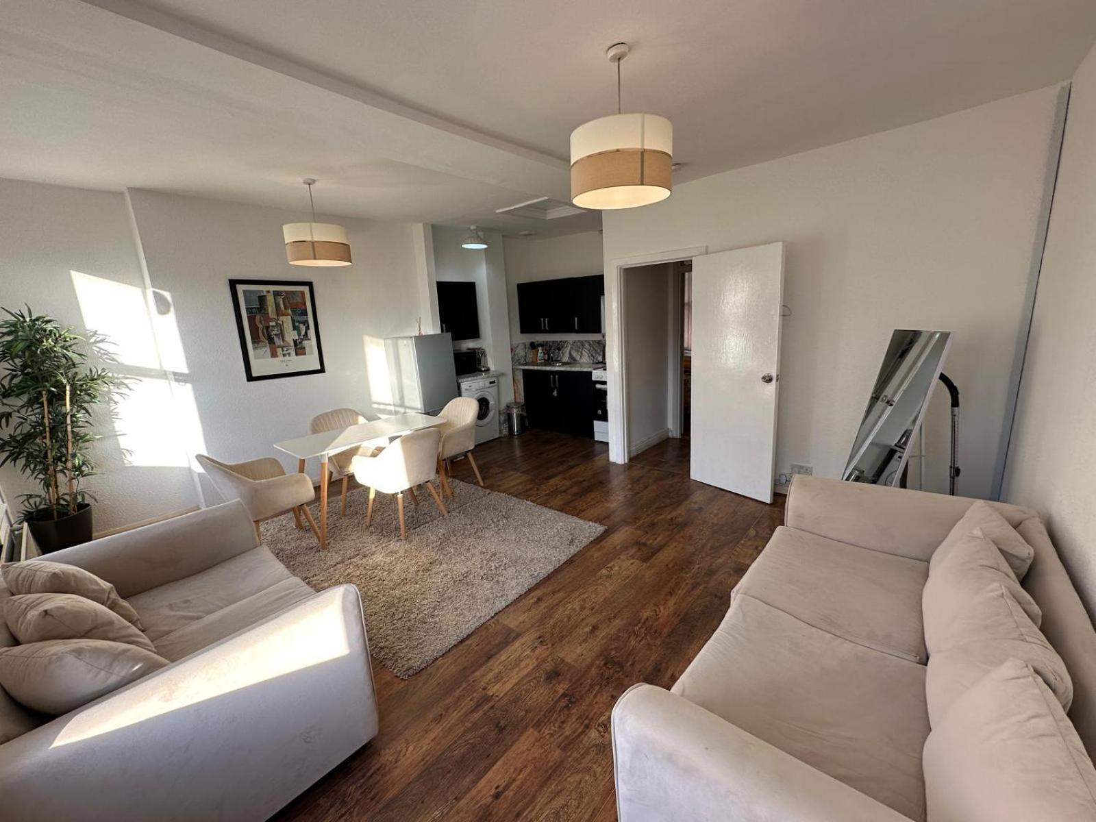 One Bed Victorian Flat,10 Min Walk To Paddington, Sleeps 4, Pet-Friendly Daire Londra Dış mekan fotoğraf